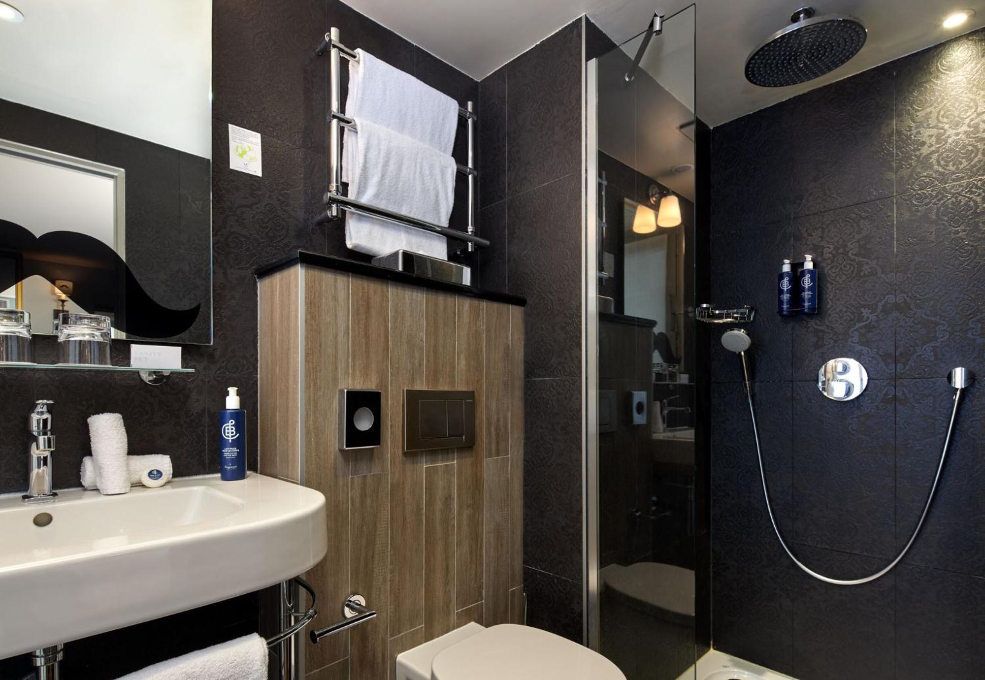 Les Plumes Hotel