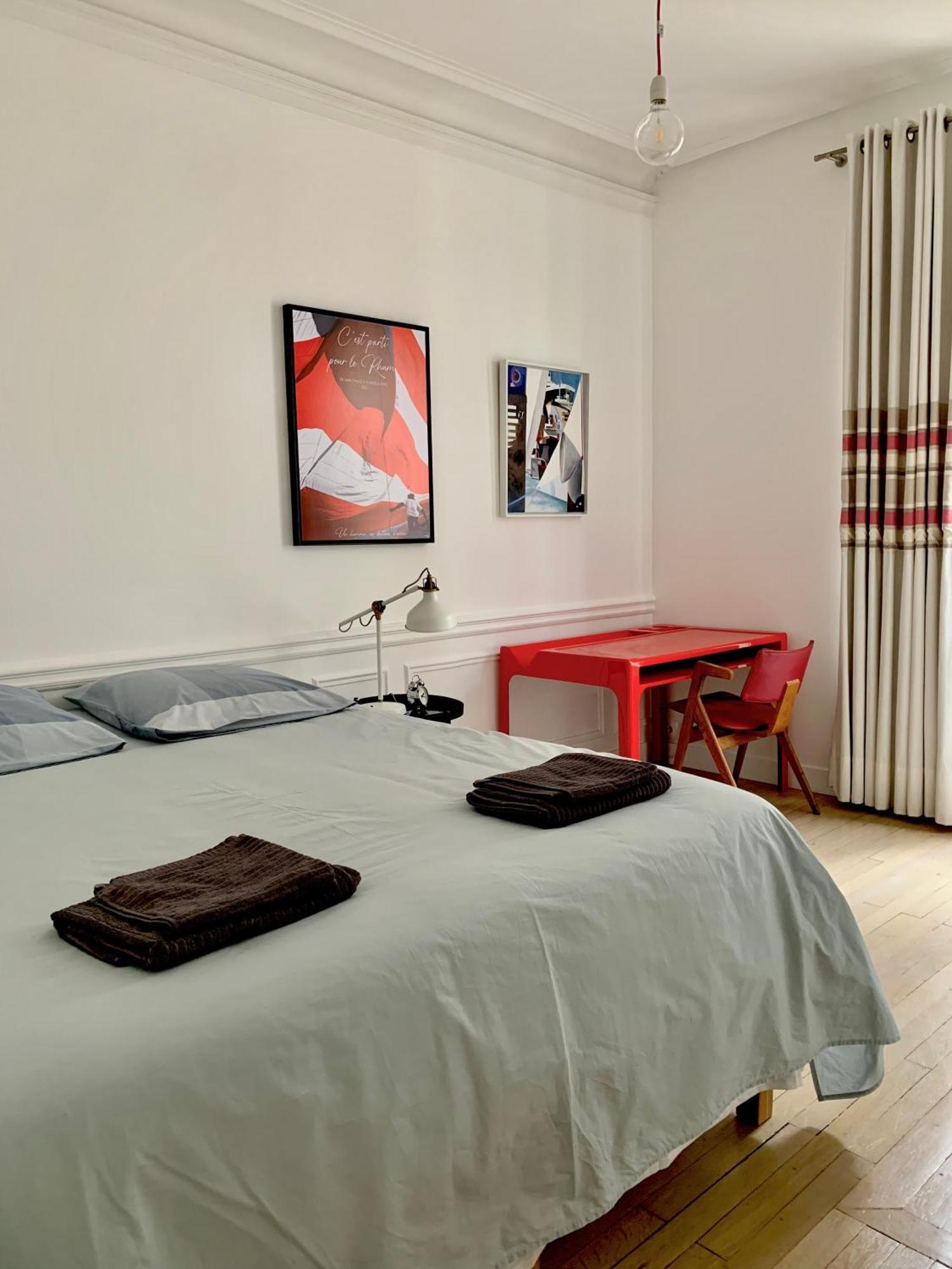 Grand - Tour Eiffel Apartment *