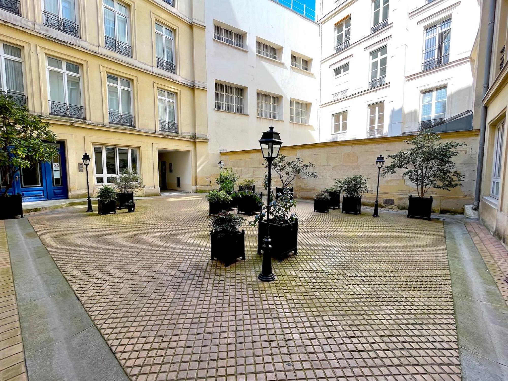 Malesherbes Apartment Paris