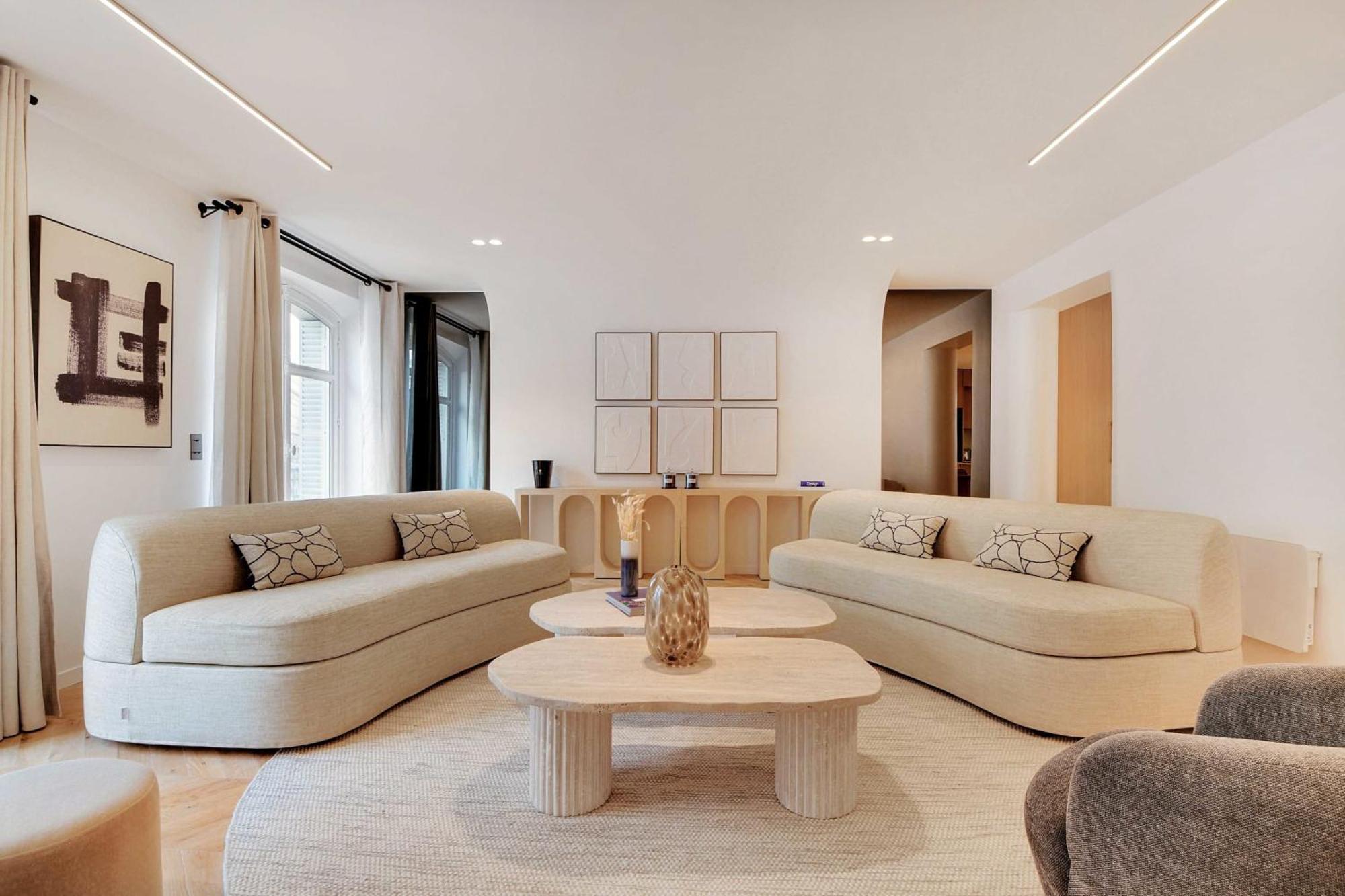 Apartment Incredible Flat - 4 Br-10p - Matignon - Champs Elysees