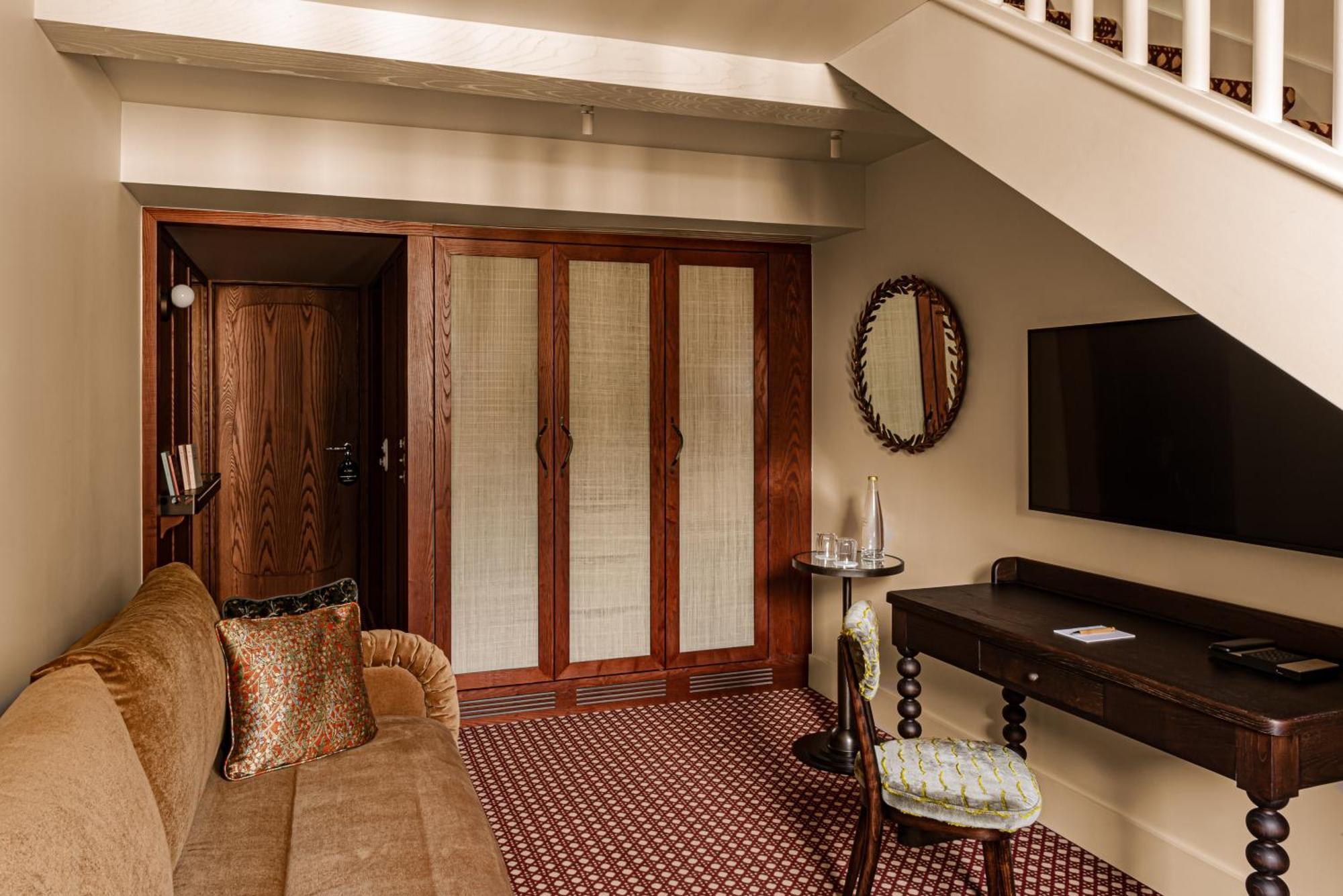 Chateau Des Fleurs - Champs-elysees 5*