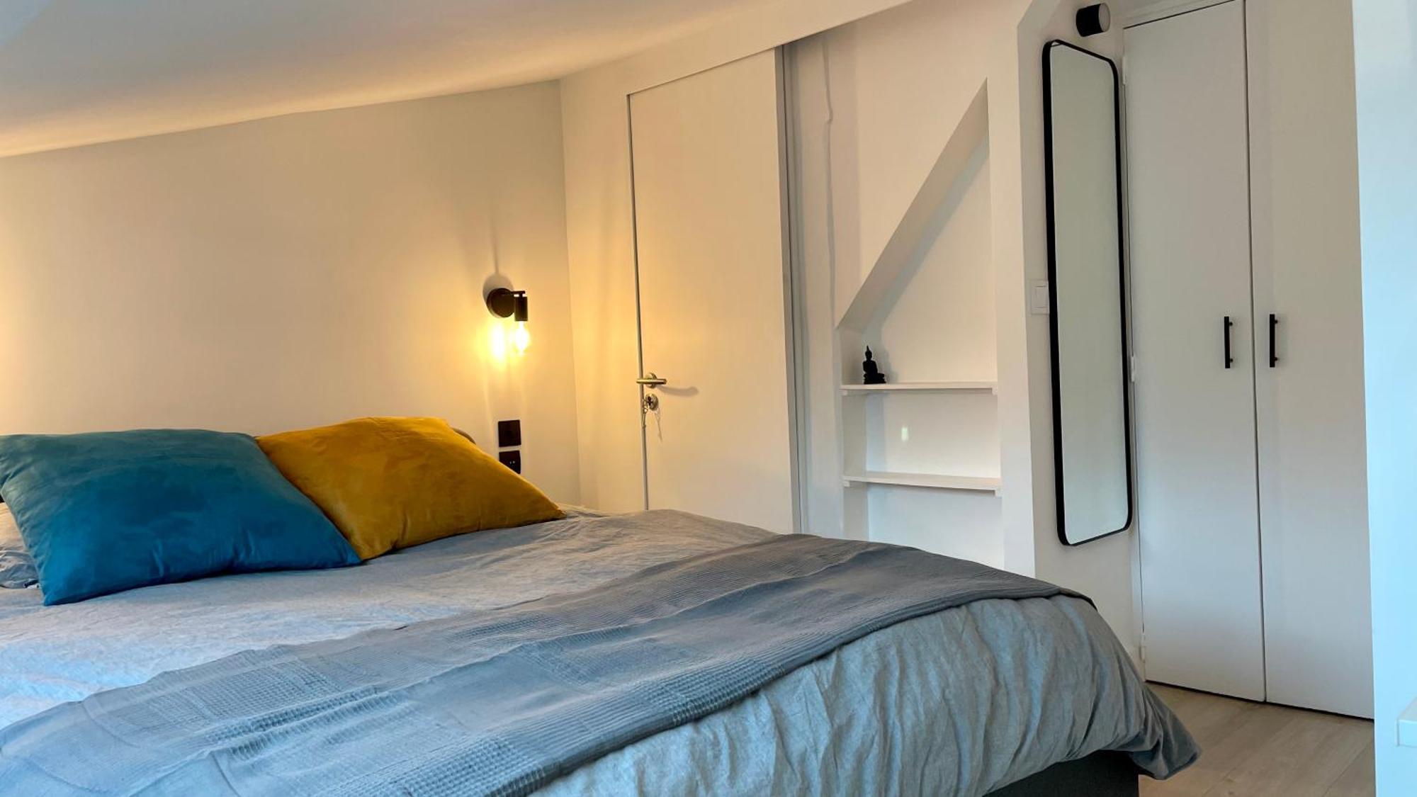 Le Monceau - Mezzanine Apartment *