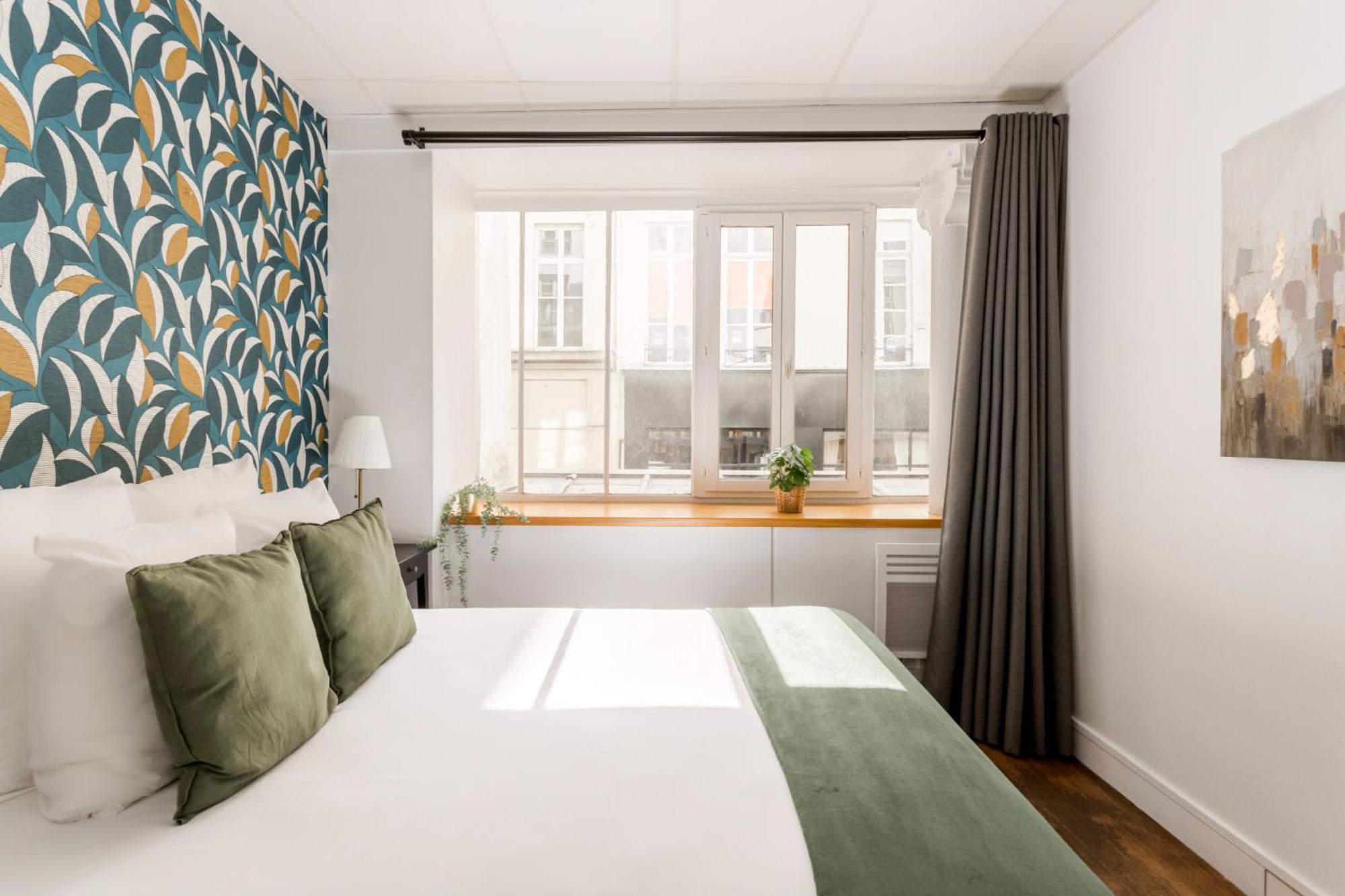 Cozy - Louvre - Clery