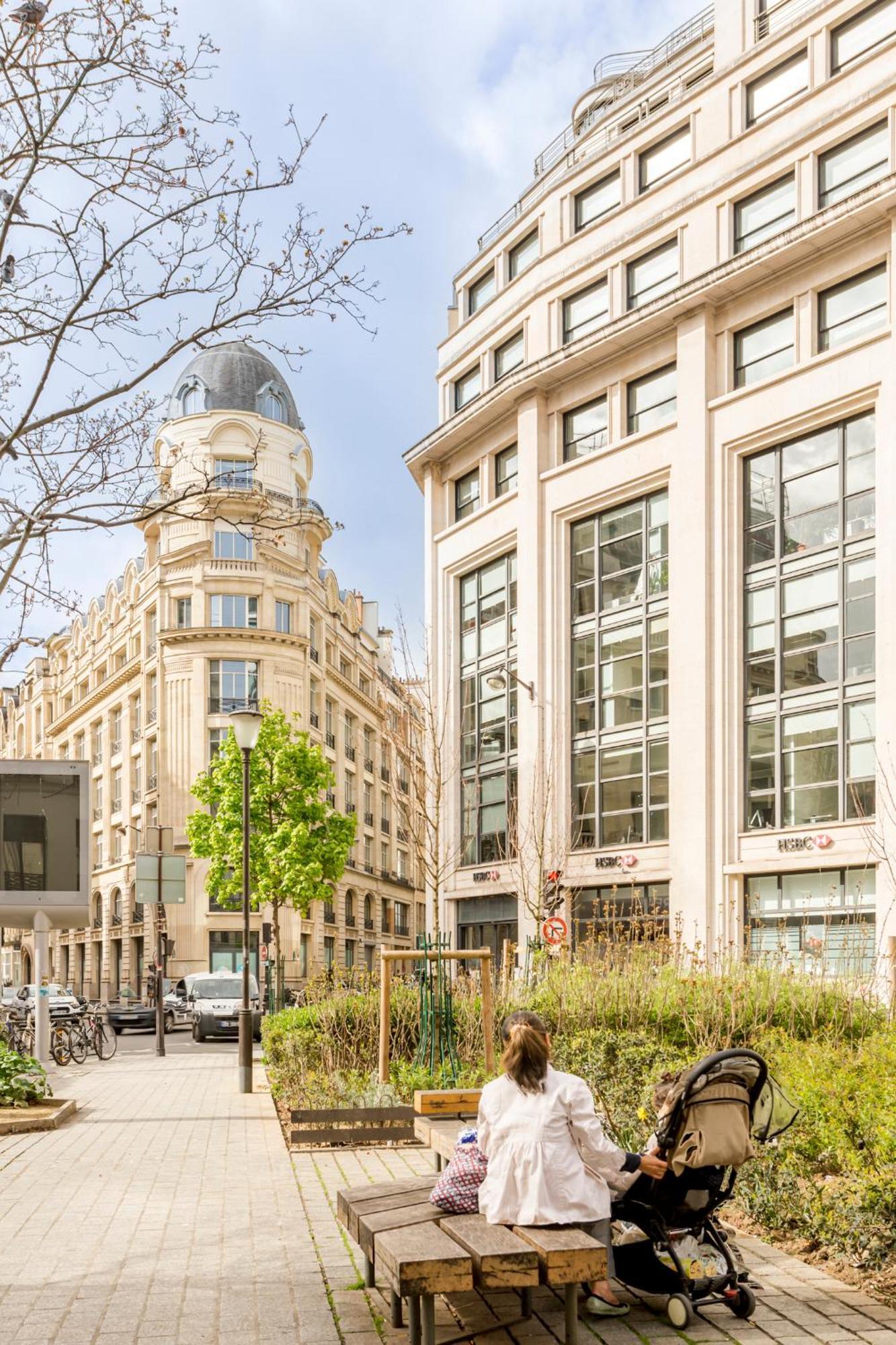 Cozy - Louvre - Clery *