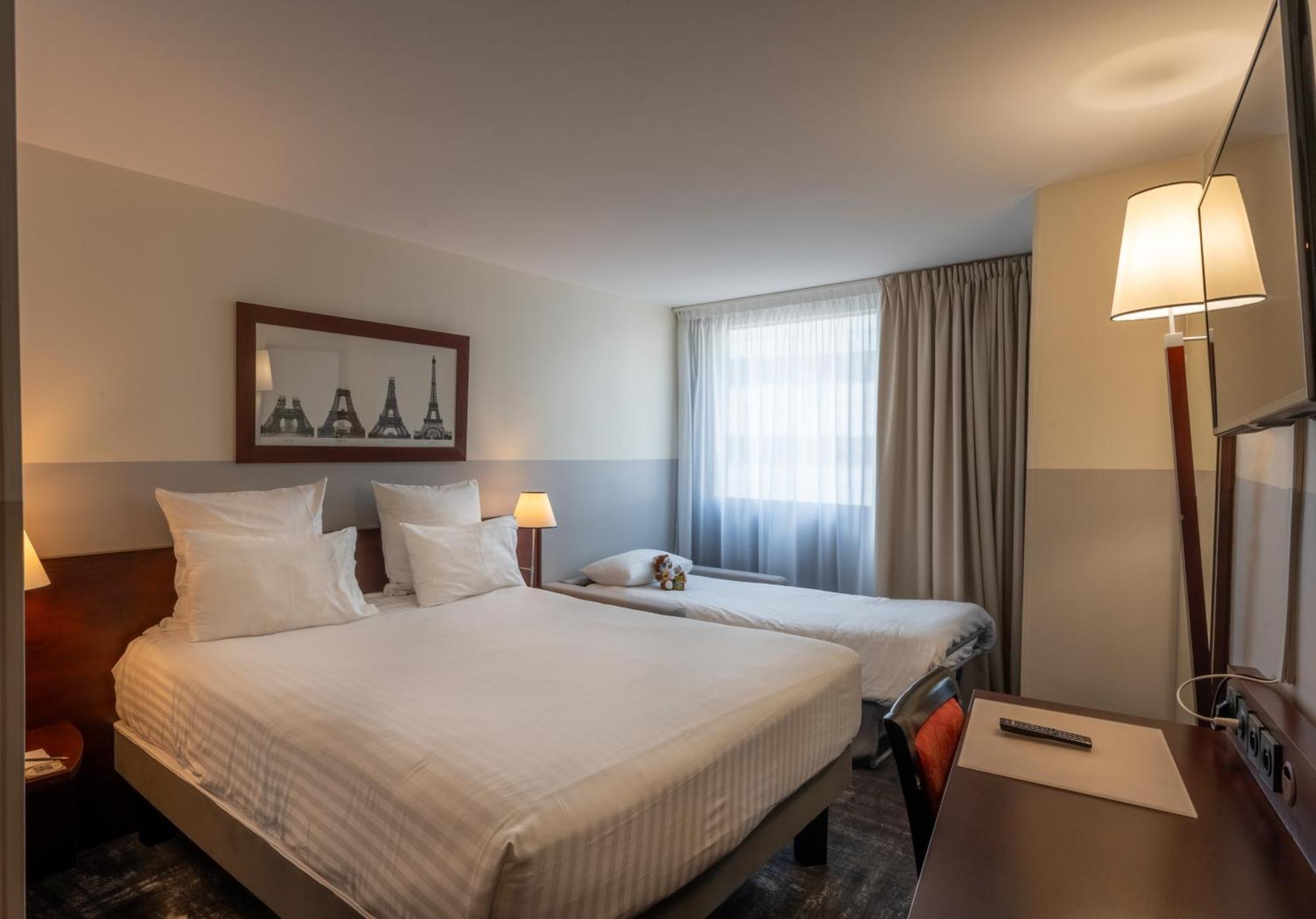 Mercure Gare Montparnasse Tgv 4*