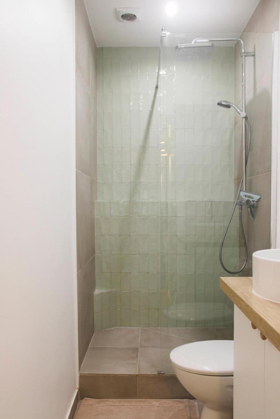 Comfortable Cocoon Close To Montmartre Apartamento Paris