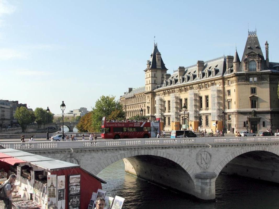 Latin Quarter - Notre Dame Apartment Paris