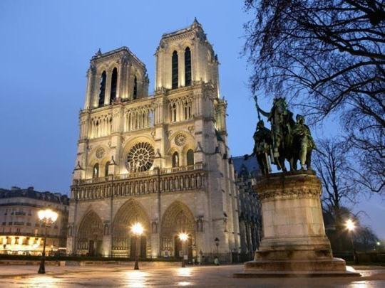 Latin Quarter - Notre Dame Apartment Paris