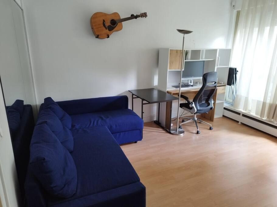 Apartment Avec Tres Grande Terrasse. Marais Paris