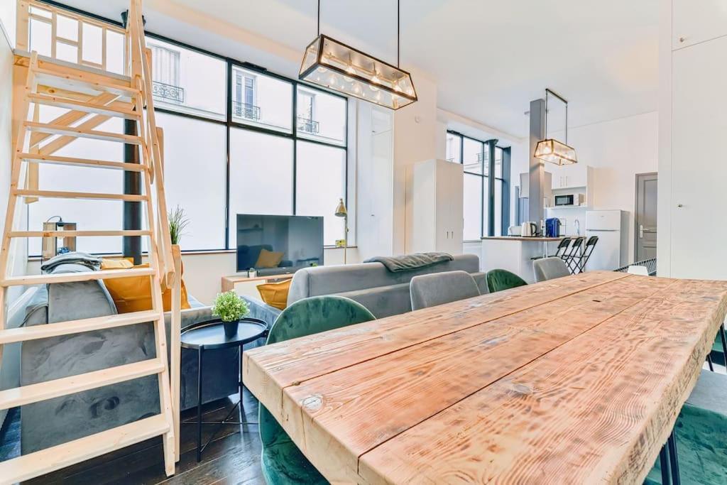 Renovated Design In Montparnasse Paris
