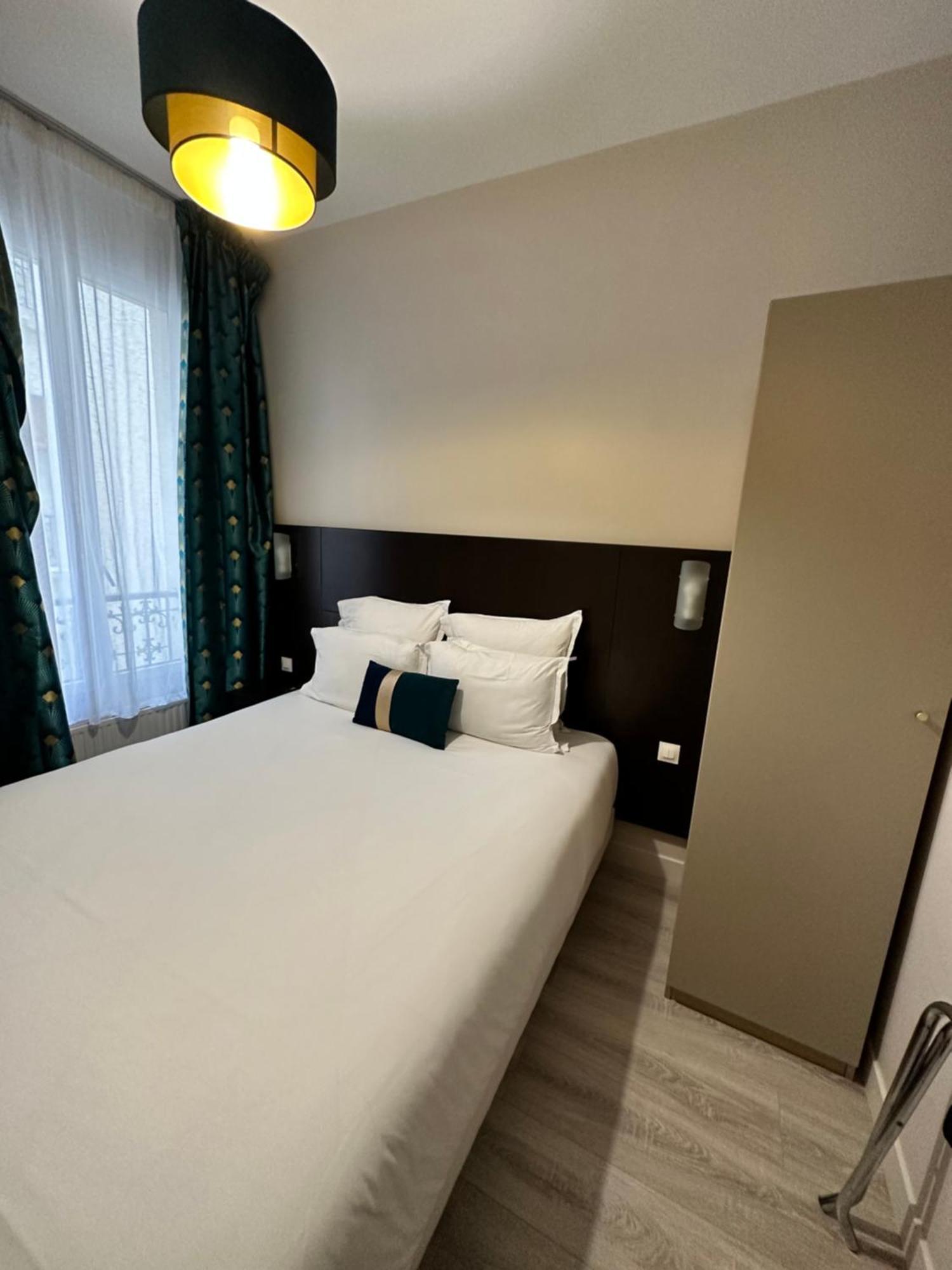 Hotel Riviera Renovated Paris