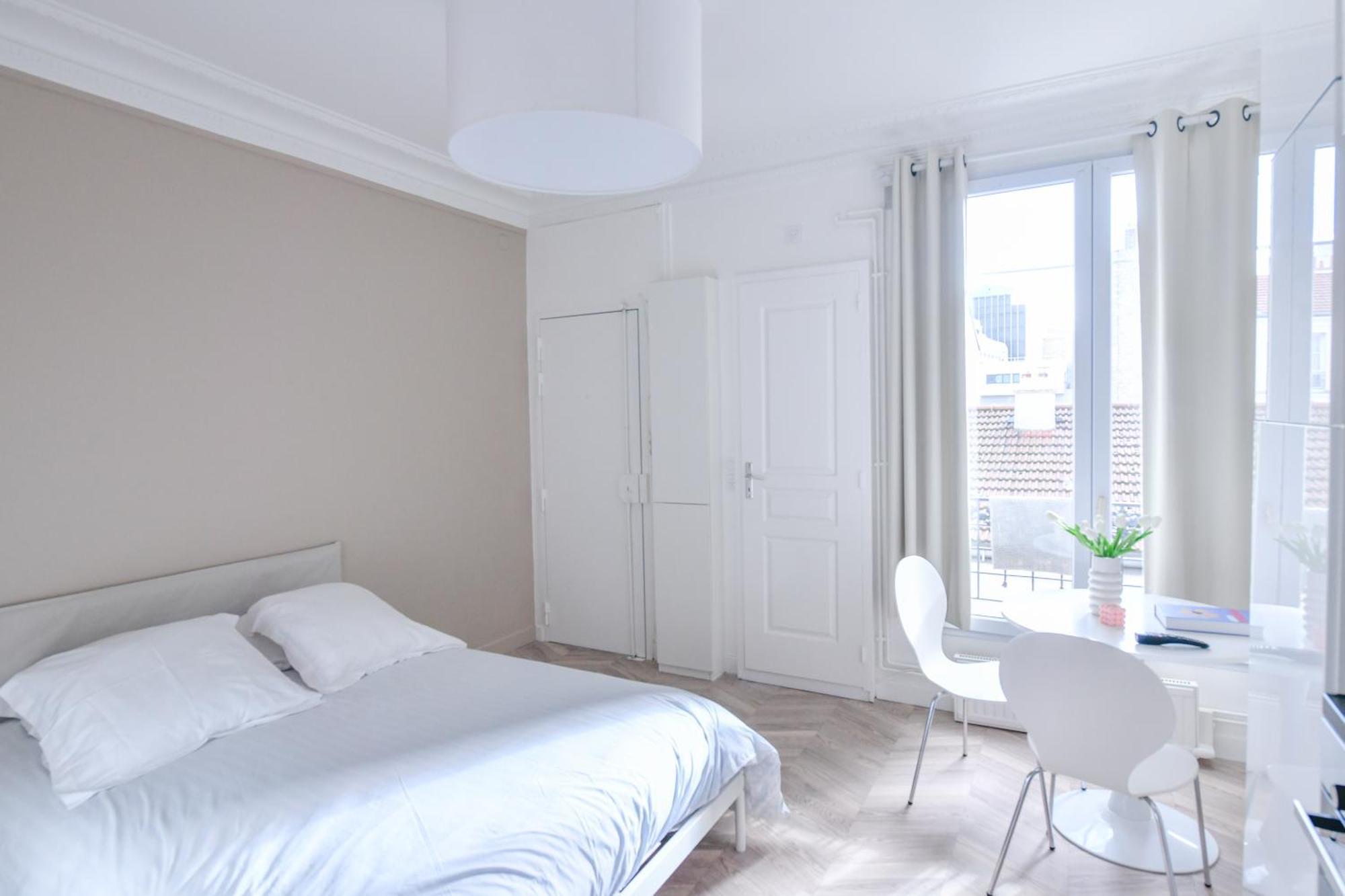 1 Piece 20 M2 Appartement *