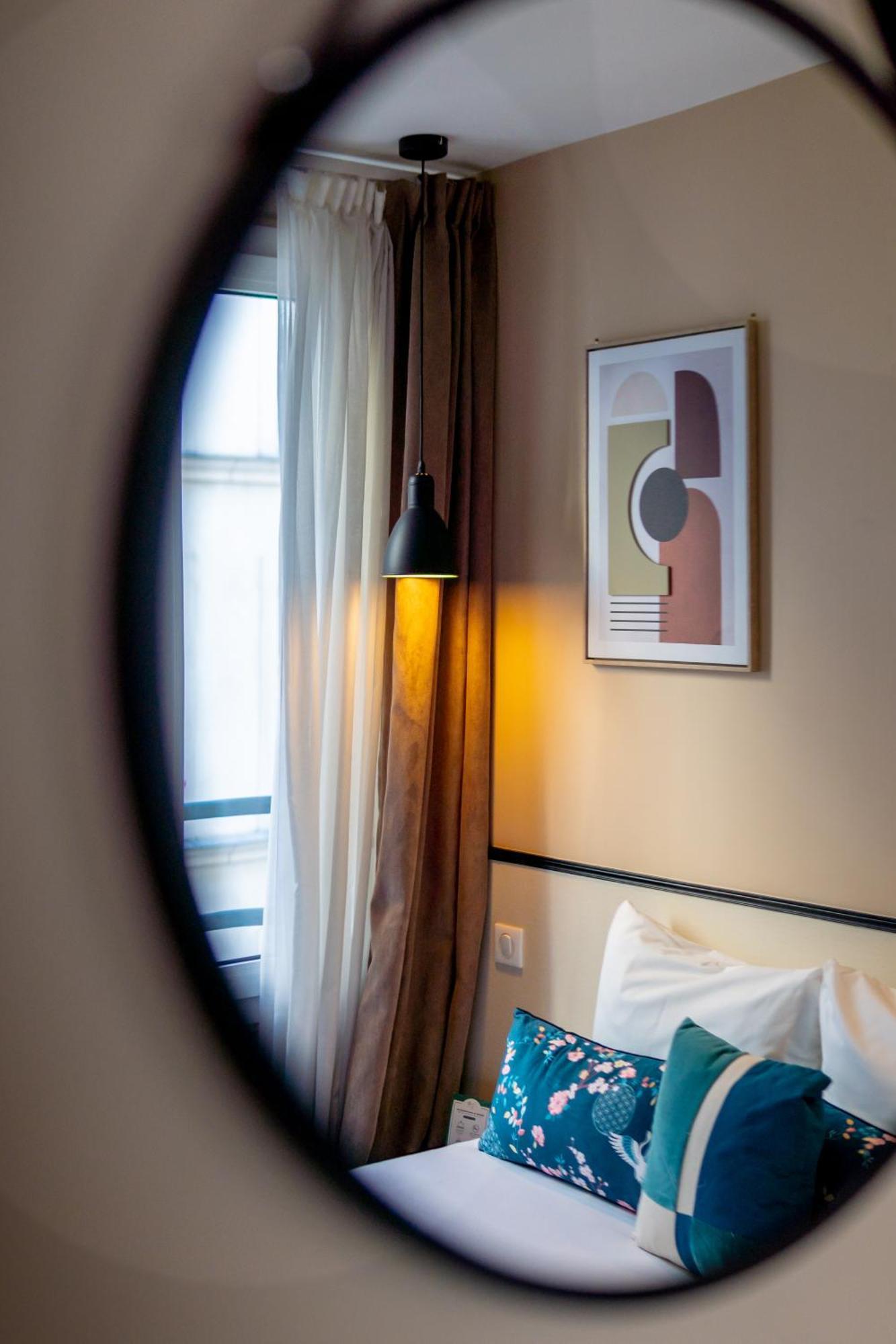 Lilas Blanc Hotel 3*