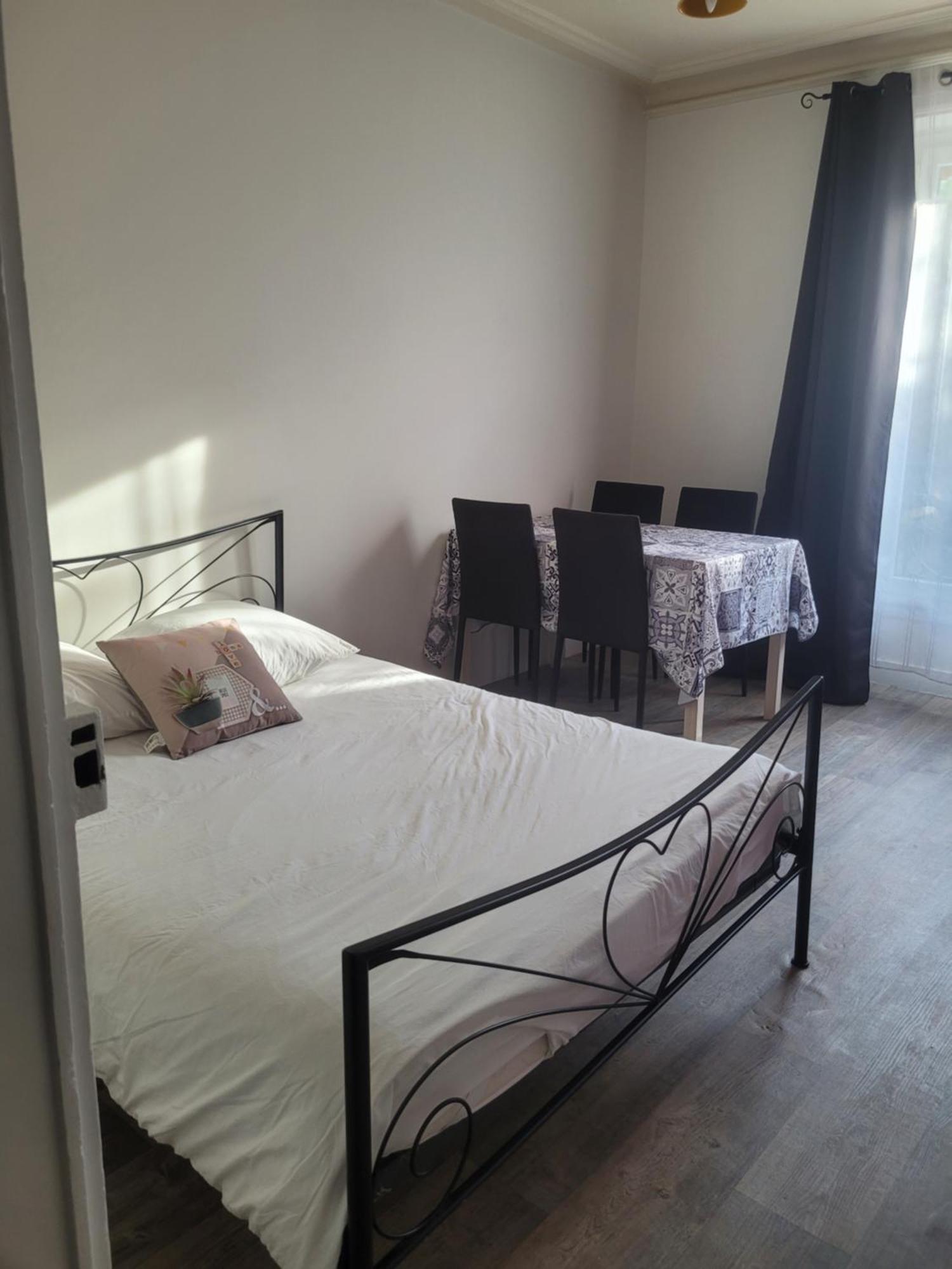A Deux Pas De Montmartre Appartement