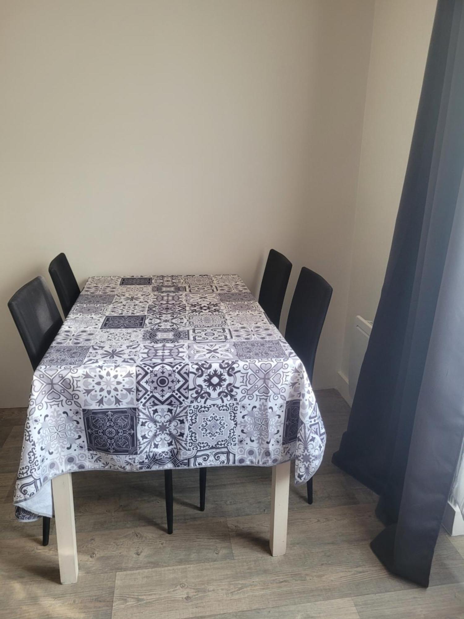 A Deux Pas De Montmartre Apartment