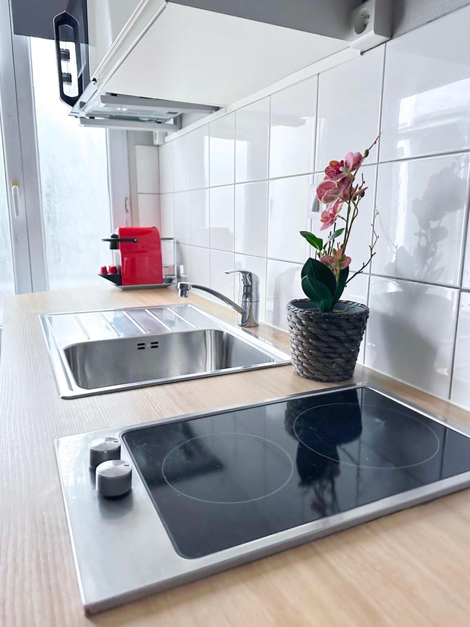 5495 - Porte De Versailles- Studio Spacieux