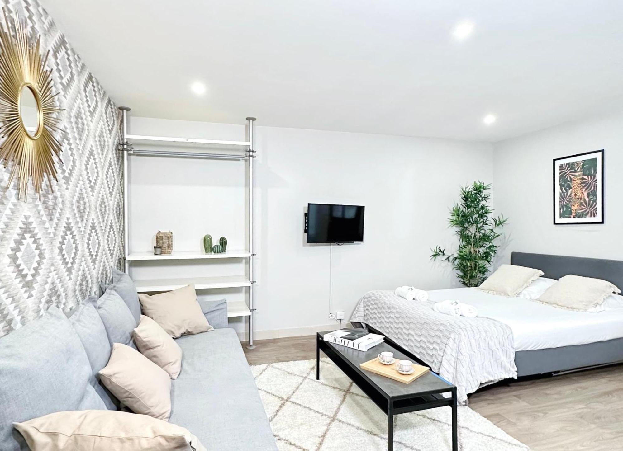 5495 - Porte De Versailles- Studio Spacieux Appartement