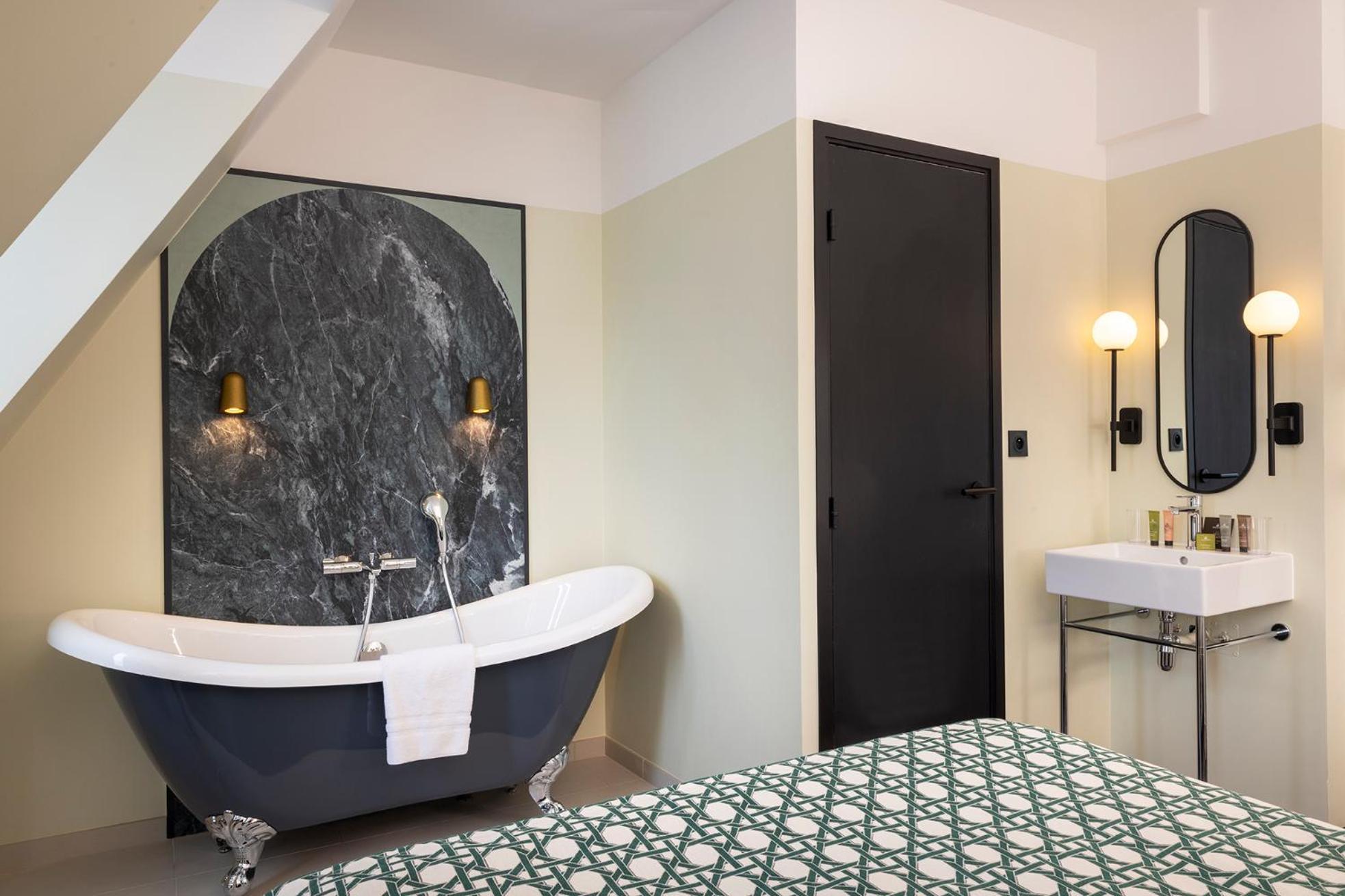 Hotel Avalon Cosy 4*