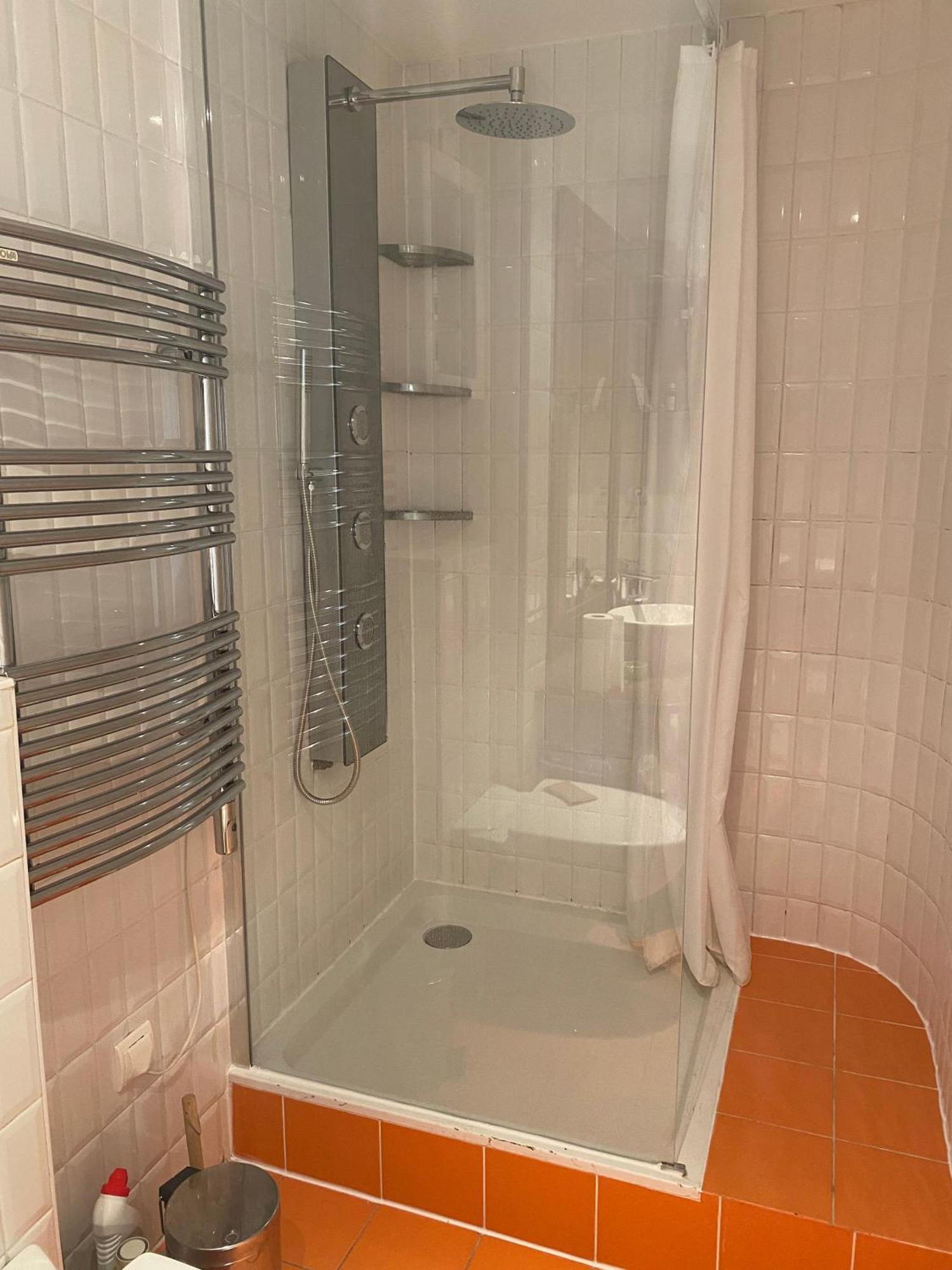 Full Equiped House With Garden Hébergement de vacances *