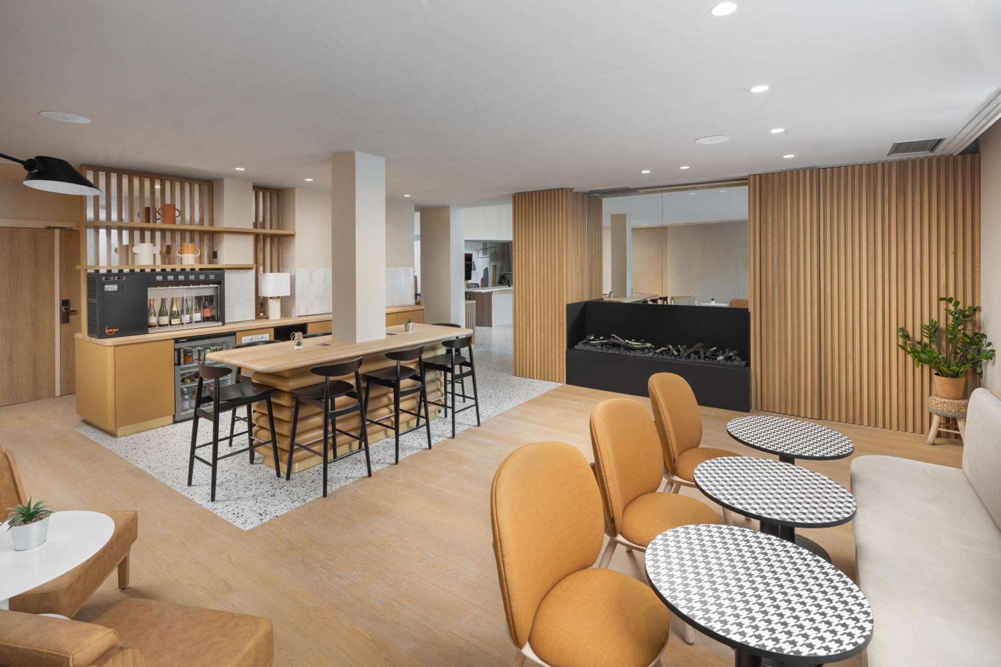 By Marriott Didot Montparnasse Hotel Paris