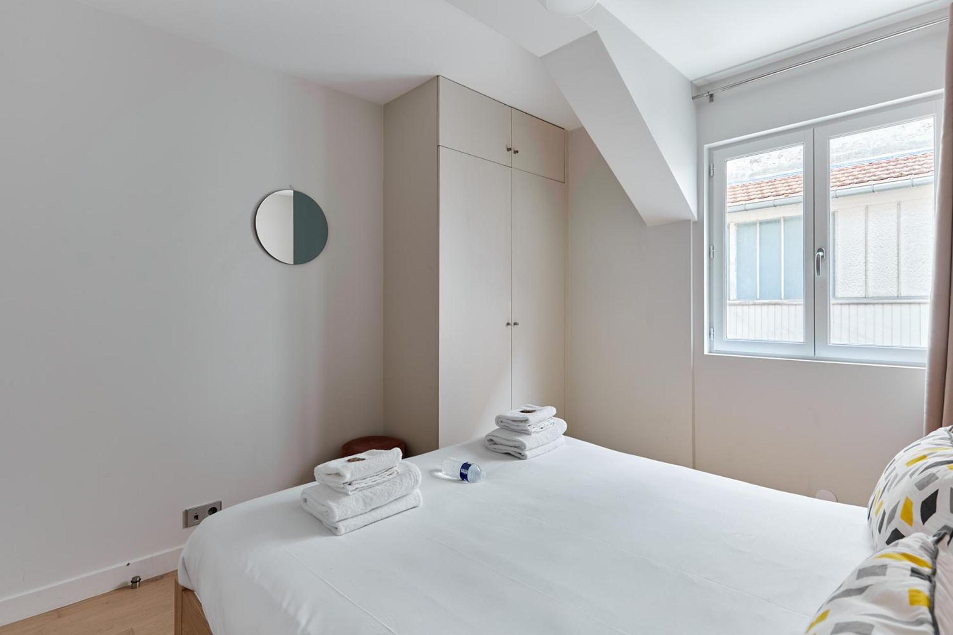 Porte Maillot Arc De Triomphe By Studio Prestige Paris
