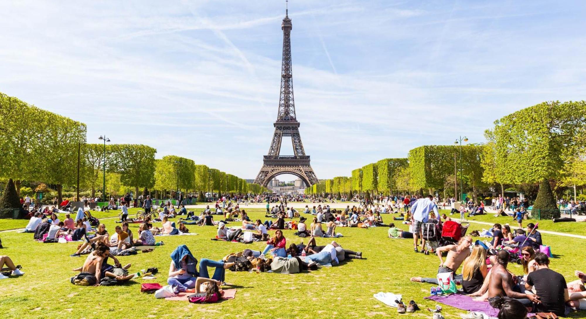 Elegant Near The Eiffel Tower And Invalides Appartement Paris