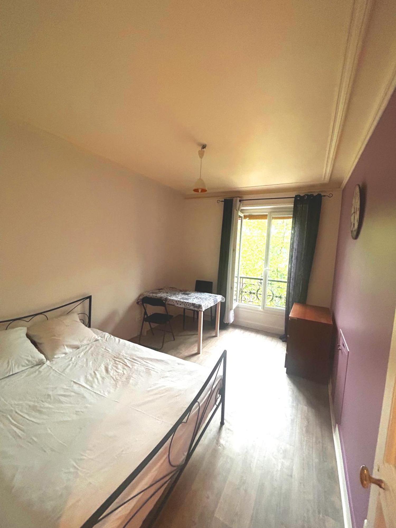 A Deux Pas De Montmartre Apartment