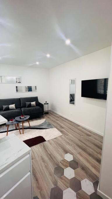 Cosy Buttes-chaumont Apartment *
