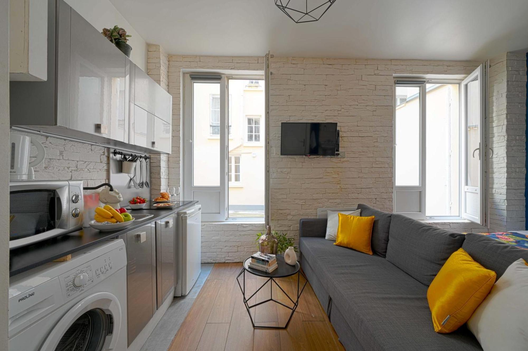 Super Location Meets Charming Studio -ecole Militaries Champ De Mars - 7th Arrondisment Apartment