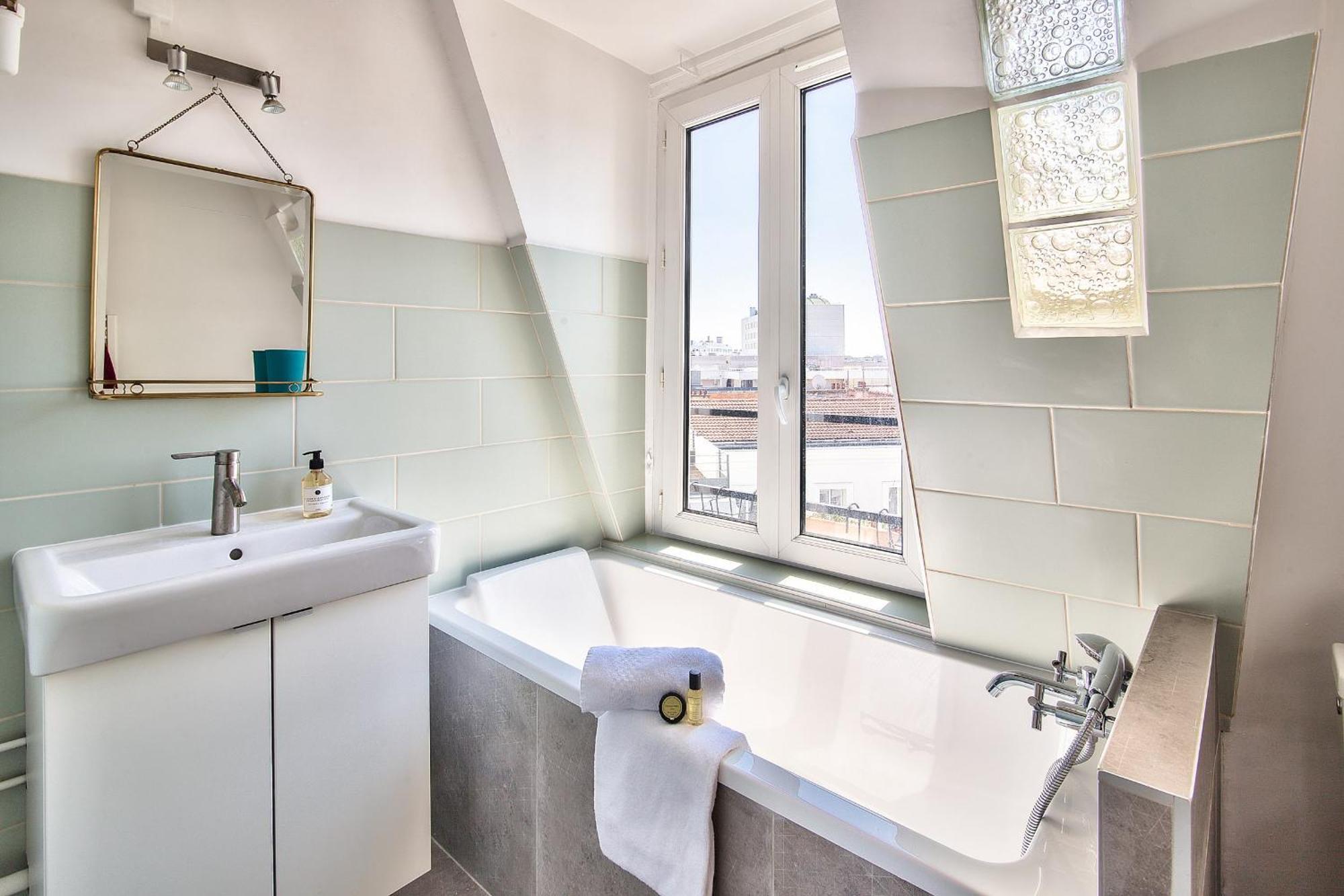 Guestready - Bright And Chic In The 20th Arr.