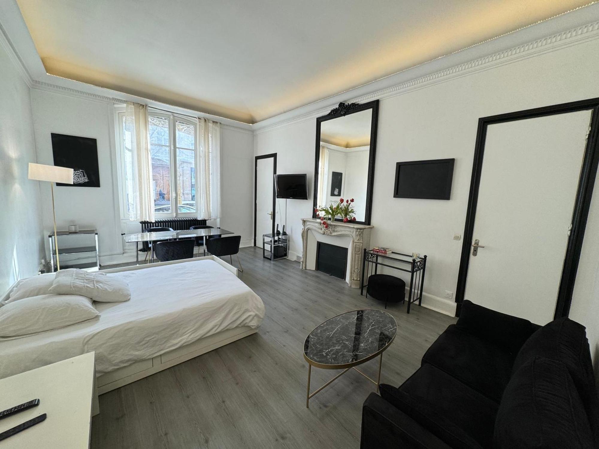 Appartement Luxe Champs élysées&trocadero Paris