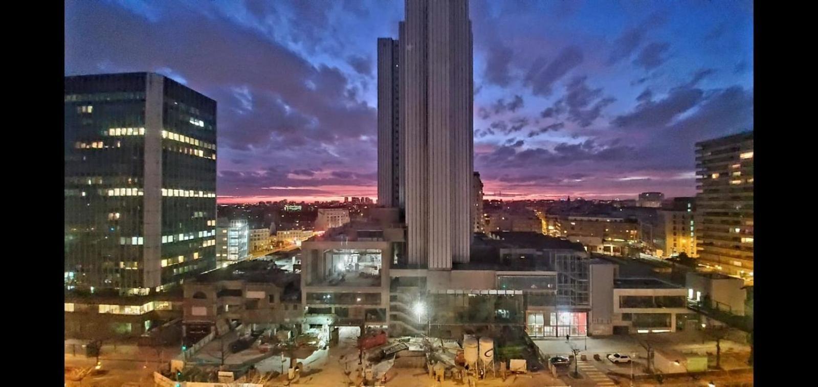 Hospedagem domiciliar 2 Private Bedrooms, Montparnasse Station Paris