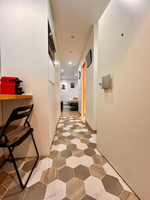 Montparnasse Art Gallery Studio /3p Apartment *
