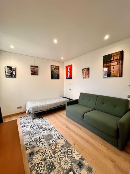 Montparnasse Art Gallery Studio /3p Apartment