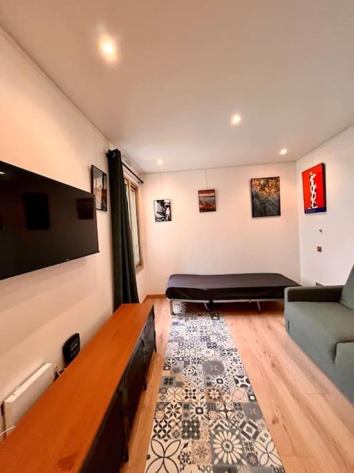 Montparnasse Art Gallery Studio /3p Apartment *