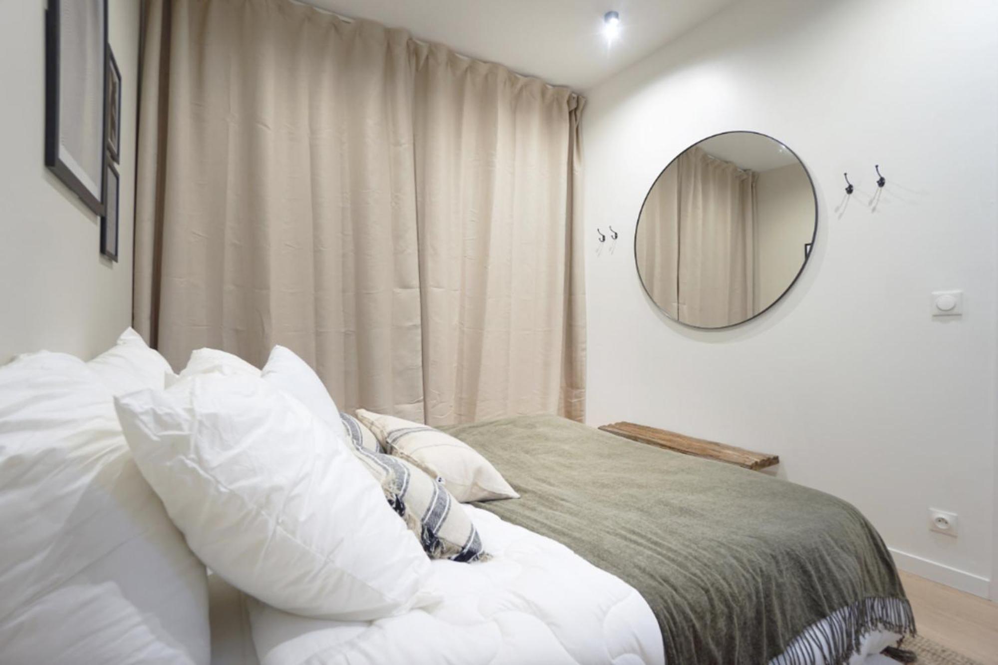 Apartment Comfortable And Ideally Located In 15 *