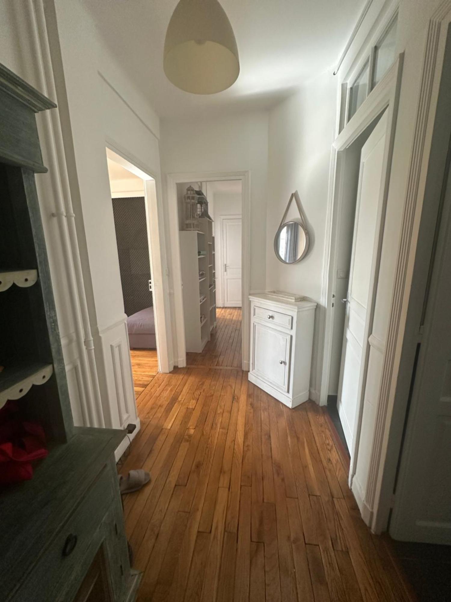 Sarah House Paris