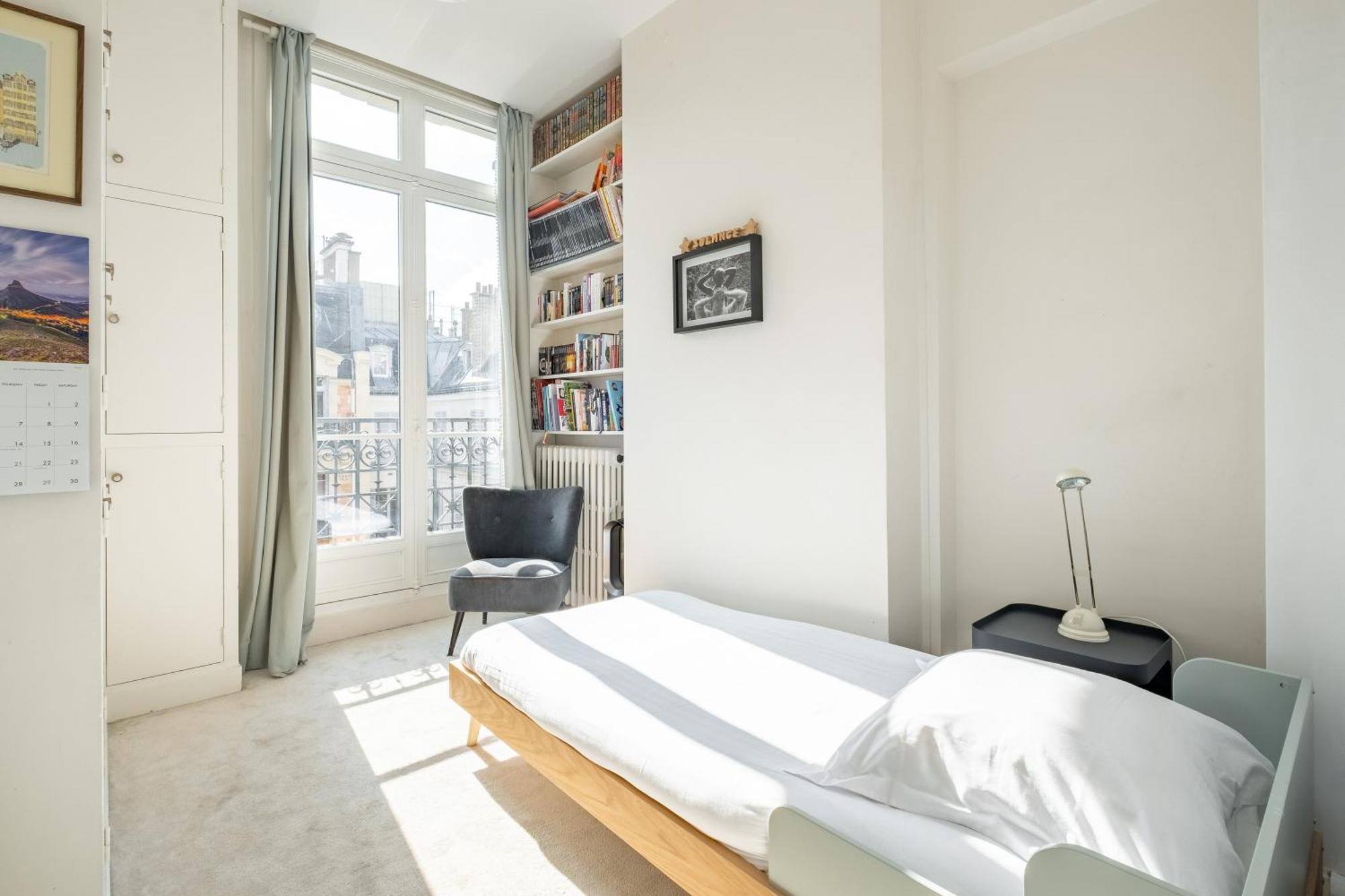 Veeve - Clichy Couture Apartment Paris