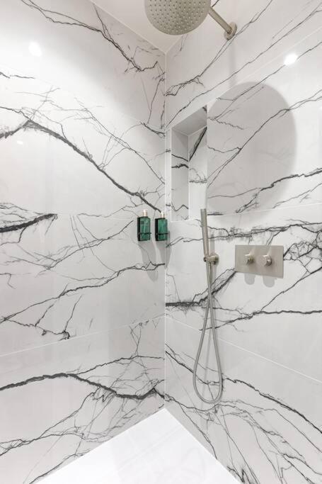 Mykeypers - Luxury & Design Flat 1br/4p- Bastille Apartment