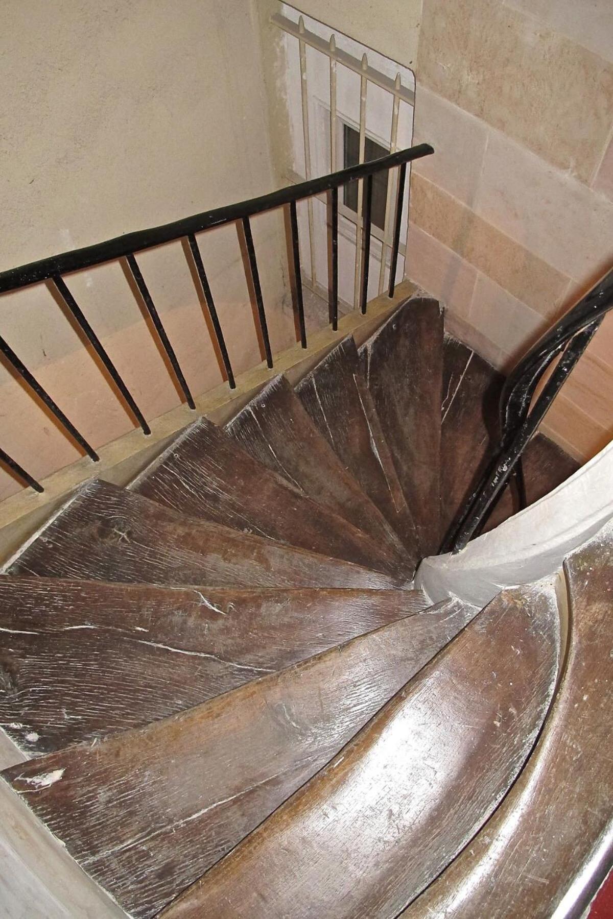 Apartment Tenderness At Notre Dame, Delacroix Paris