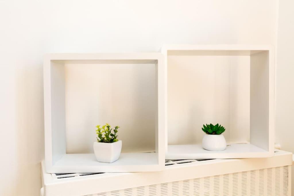 Apartment 2 Bedrm Flat - Downtown - Near Commodities Paris