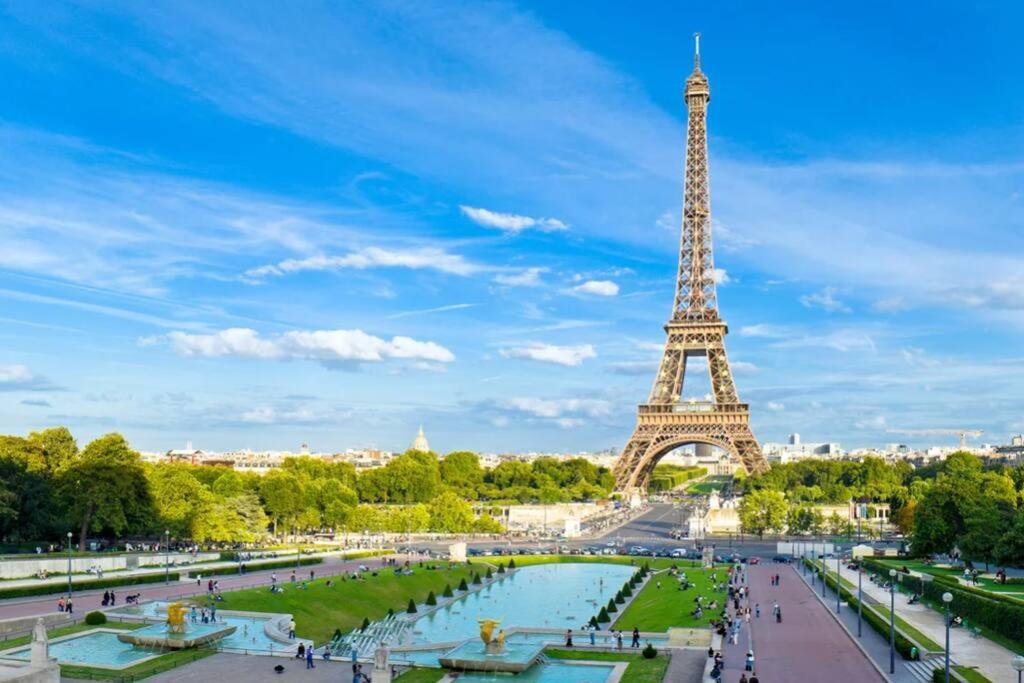 Amazing Location Only 3 Minutes From Luxembourg Gargens Apartment *