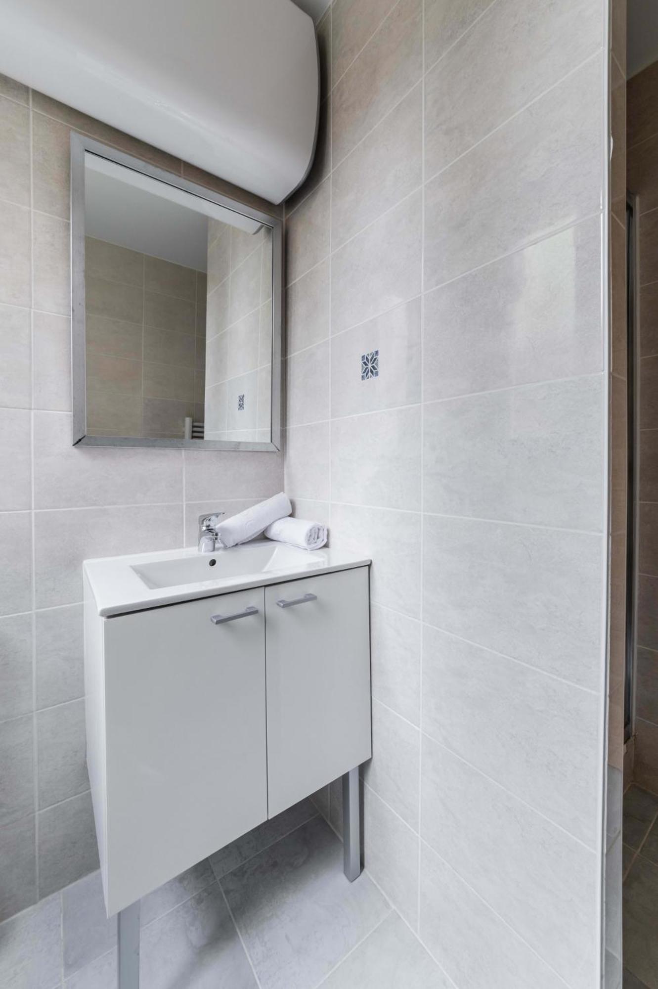 Apartment 60m2 Refait A Neuf - 12 - 4p Paris