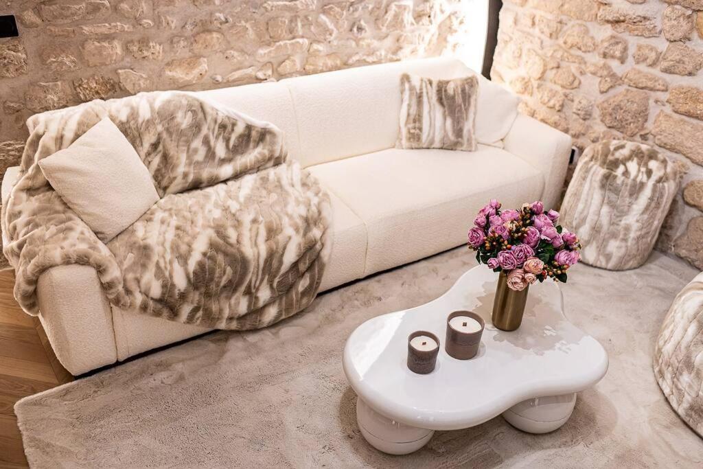 Apartment B Luxe Triplex, Cinema Near Place Des Vosges Ac