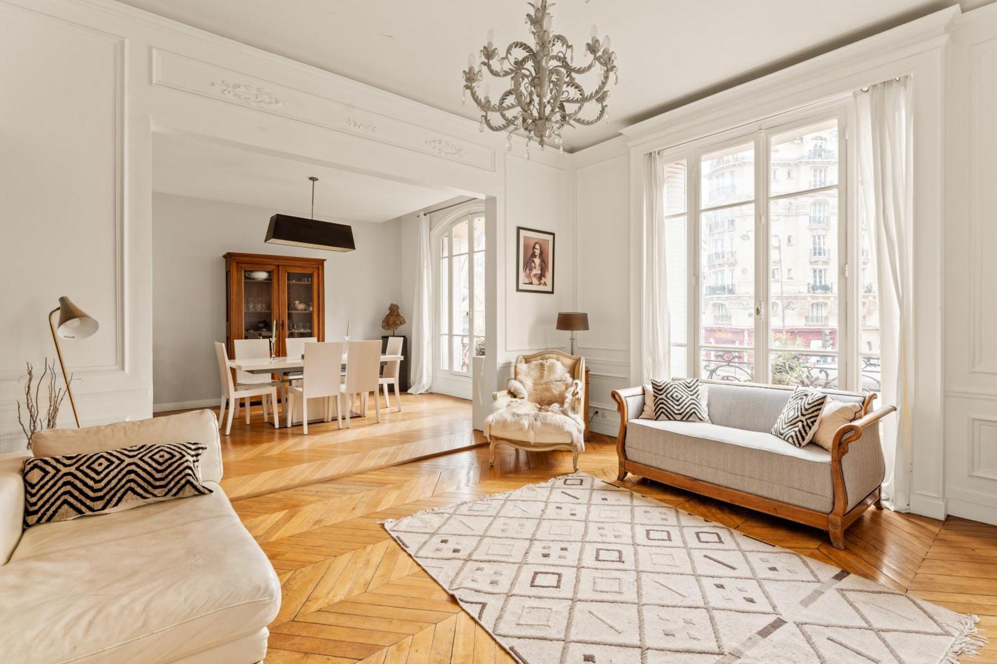 Apartment Ecole Militaire Paris