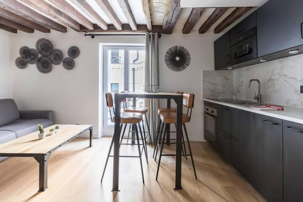 Grands Boulevard 31: Cosy 1br-4p 3d Paris