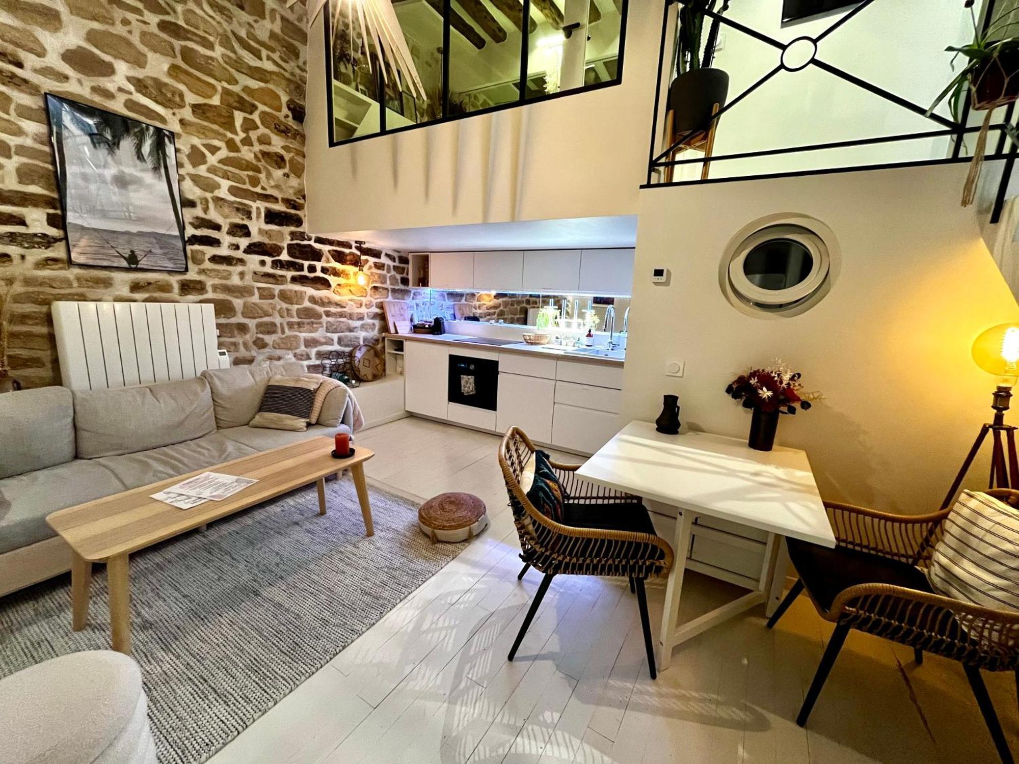 Apartamento Plein Coeur De : Duplex A Bastille