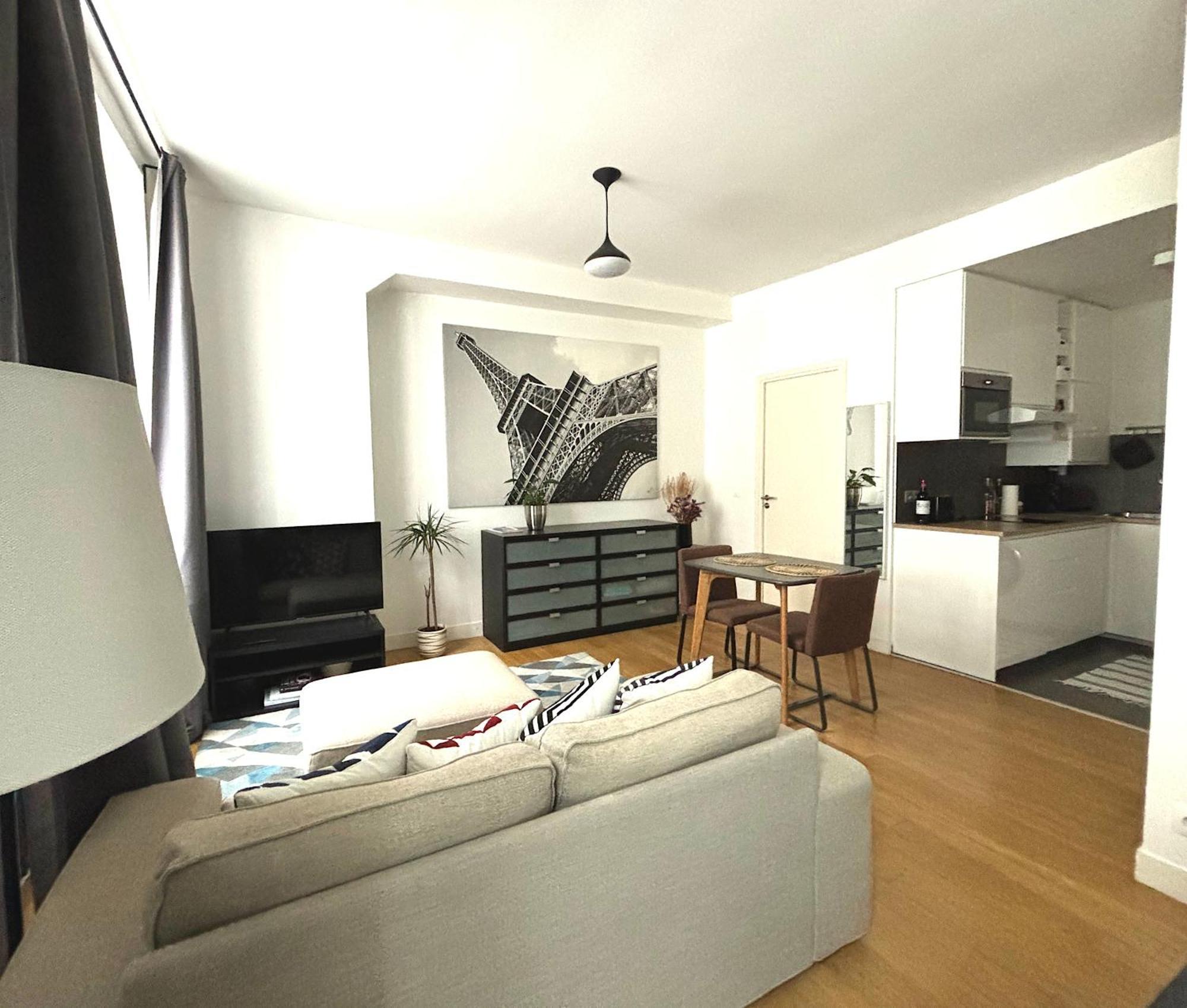 Marais Modern & Spacious * Paris
