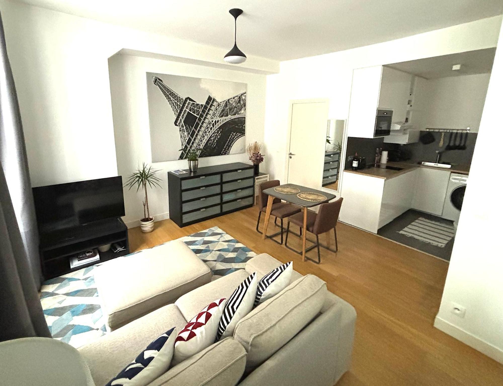 Apartment Marais Modern & Spacious