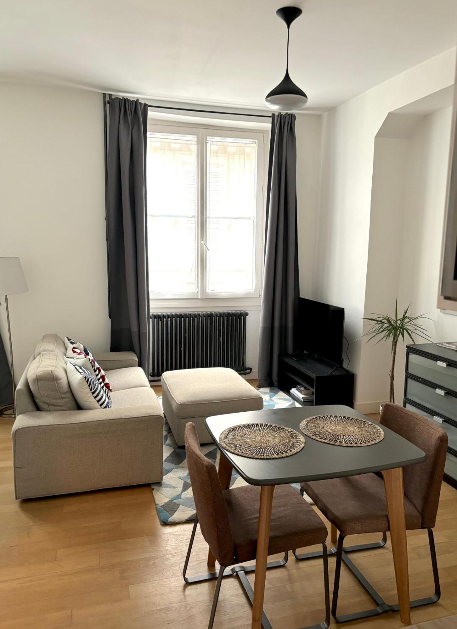 Marais Modern & Spacious Paris